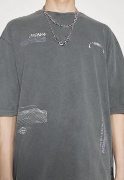 YOURTURN UNISEX - T-shirt Con Stampa - Grey 13 YOURTURN UNISEX - T-shirt Con Stampa - Grey -Sconto YOURTURN in Italia 039b597c868b42f6950fc4b77434bf28