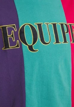 YOURTURN UNISEX - T-shirt Con Stampa - Purple/blue/red -Sconto YOURTURN in Italia 0d71a0454df14533ac6fc0c266c9467a