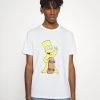 YOURTURN BART SKATE UNISEX TEE - T-shirt Con Stampa - White -Sconto YOURTURN in Italia 1060b670ad424e478aa7cf8397292802