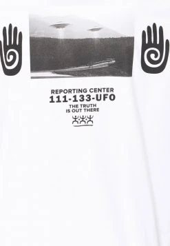 YOURTURN UNISEX - T-shirt Con Stampa - White -Sconto YOURTURN in Italia 10c27c2d58d6448eba4365fbac6ae900