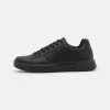 YOURTURN UNISEX - Sneakers Basse - Black -Sconto YOURTURN in Italia 13651f9e055248148104ce5abb8a2829