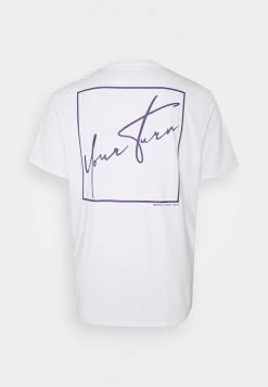 YOURTURN UNISEX - T-shirt Con Stampa - White 13 YOURTURN UNISEX - T-shirt Con Stampa - White -Sconto YOURTURN in Italia 16cf188b90a14a5ca725f9712b1f7e2b