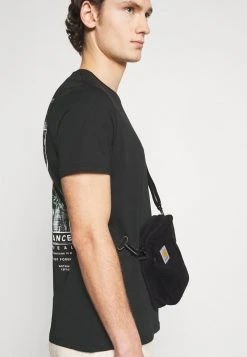 YOURTURN T-shirt Con Stampa - Black, Unisex 13 YOURTURN T-shirt Con Stampa - Black, Unisex -Sconto YOURTURN in Italia 32b083bef42149b39c10a94480708a63