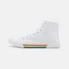 YOURTURN Sneakers Alte - White, Unisex -Sconto YOURTURN in Italia 3f57dbcdccd74adb852684d2a37b16af