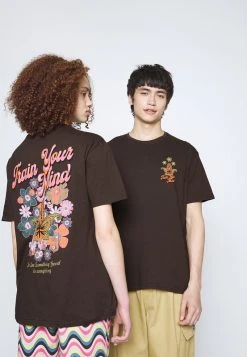 YOURTURN UNISEX - T-shirt Con Stampa - Brown -Sconto YOURTURN in Italia 49a2b635f3fe47ed810902bed277b4a2