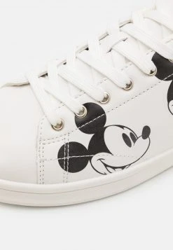 YOURTURN DISNEY UNISEX - Sneakers Basse - White -Sconto YOURTURN in Italia 5d2aee1e0ef54de298f7e2f076a35e05