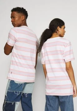 YOURTURN UNISEX - T-shirt Con Stampa - Pink/lilac 12 YOURTURN UNISEX - T-shirt Con Stampa - Pink/lilac -Sconto YOURTURN in Italia 5e70fcfc5956442896677f57cec64ce6