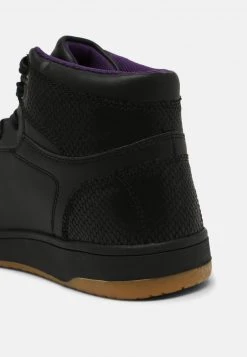 YOURTURN UNISEX - Sneakers Alte - Black -Sconto YOURTURN in Italia 7c8854807c6f4b6583b7c74223da6aa9