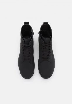 YOURTURN UNISEX - Stivaletti Stringati - Black -Sconto YOURTURN in Italia 7f6dcd5d4055455ab74afe8f244fd0b5