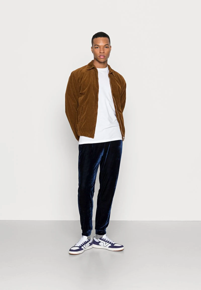 YOURTURN FESTIVE JOGGER UNISEX - Pantaloni Sportivi - Dark Blue 4 YOURTURN FESTIVE JOGGER UNISEX - Pantaloni Sportivi - Dark Blue - immagine 2