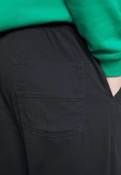 YOURTURN UNISEX - Pantaloni - Black -Sconto YOURTURN in Italia 9fbbfed407684c06a034b824dc71cbaa