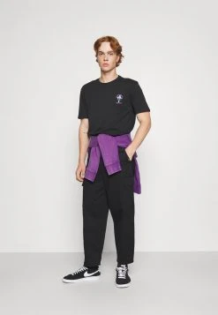 YOURTURN UNISEX - T-shirt Con Stampa - Black -Sconto YOURTURN in Italia b1fab30f98d64126a5aa42cf1c5bc195