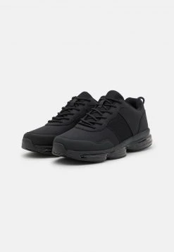 YOURTURN UNISEX - Sneakers Basse - Black -Sconto YOURTURN in Italia b455a33438084aa7b22add32bf91fd3a