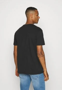 YOURTURN UNISEX - T-shirt Con Stampa - Black 12 YOURTURN UNISEX - T-shirt Con Stampa - Black -Sconto YOURTURN in Italia b49127deada64778aaa4f2de5c3954cc