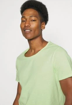 YOURTURN RAW EDGE UNISEX - T-shirt Basic - Green -Sconto YOURTURN in Italia bb7dba4d7f3147fdb29f4015c188f591