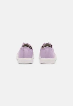 YOURTURN UNISEX - Sneakers Basse - Lilac 11 YOURTURN UNISEX - Sneakers Basse - Lilac -Sconto YOURTURN in Italia c933ed1806d54c9c9067c6ac294e1660