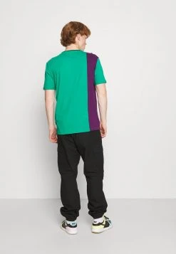 YOURTURN UNISEX - T-shirt Con Stampa - Purple/green -Sconto YOURTURN in Italia d0d0a3049e534b099acd22199388216f