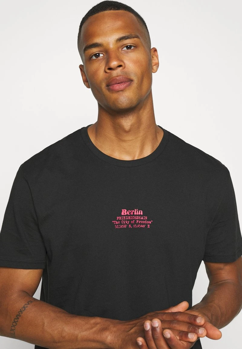 YOURTURN UNISEX - T-shirt Con Stampa - Black 6 YOURTURN UNISEX - T-shirt Con Stampa - Black - immagine 4