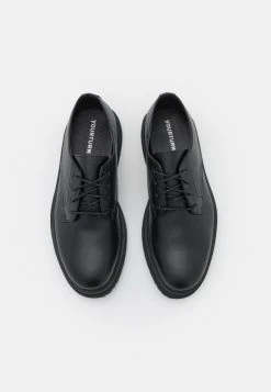 YOURTURN UNISEX - Stringate - Black -Sconto YOURTURN in Italia dc93ac7067e34cd28cd671d6903ed1a3