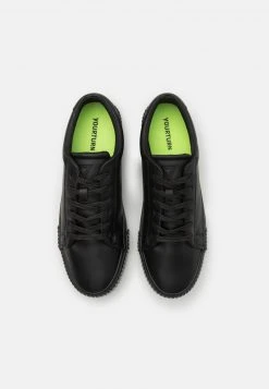 YOURTURN UNISEX - Sneakers Basse - Black -Sconto YOURTURN in Italia dfafd66f834f4ce88f3c7ea064a11b9f