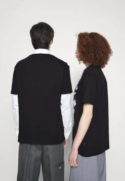 YOURTURN UNISEX - T-shirt Con Stampa - Black -Sconto YOURTURN in Italia e323419d3639450c98f579019ca3c9d5