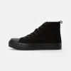 YOURTURN Sneakers Basse - Black, Unisex -Sconto YOURTURN in Italia e6cbcb5306544f70933ef387c21f6d6a