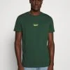 YOURTURN T-shirt Con Stampa - Dark Green, Unisex -Sconto YOURTURN in Italia e8ae3d18162042378c29f6a3278f2d6a
