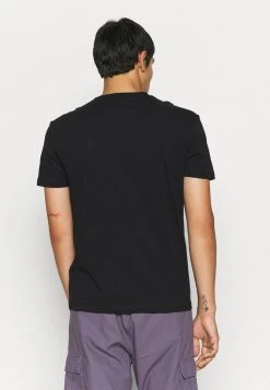 YOURTURN UNISEX - T-shirt Con Stampa - Black 10 YOURTURN UNISEX - T-shirt Con Stampa - Black -Sconto YOURTURN in Italia ea7da84a9c424a9fbe1618f7bf4469d7